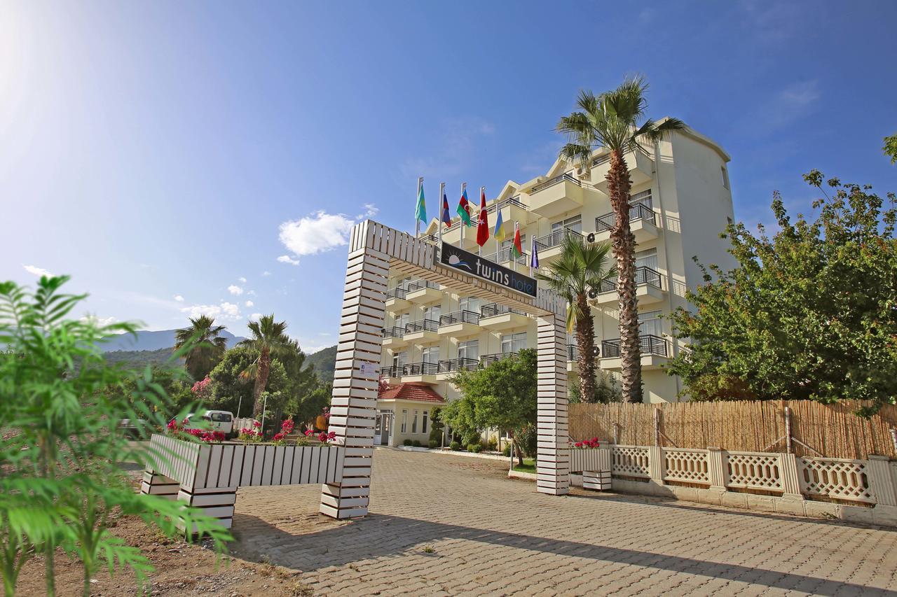 Hotel Twins 3*