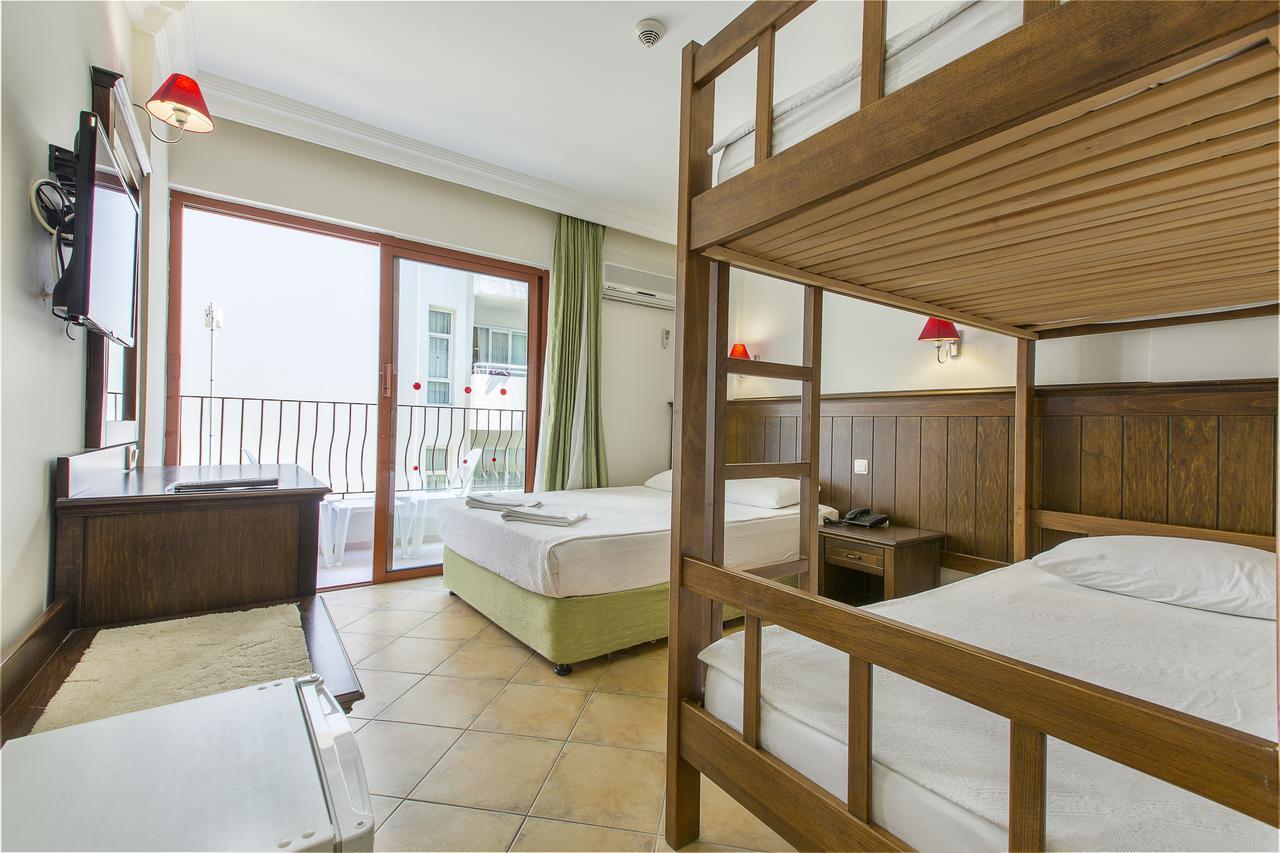 Oz Hotel 3*