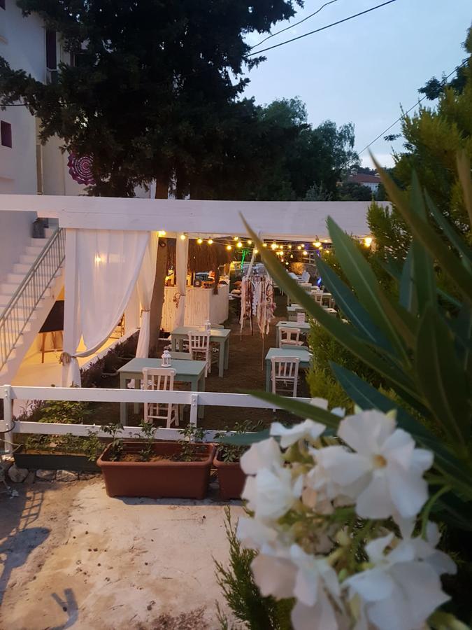 Fullmoon Rooms Cesme Guest house *