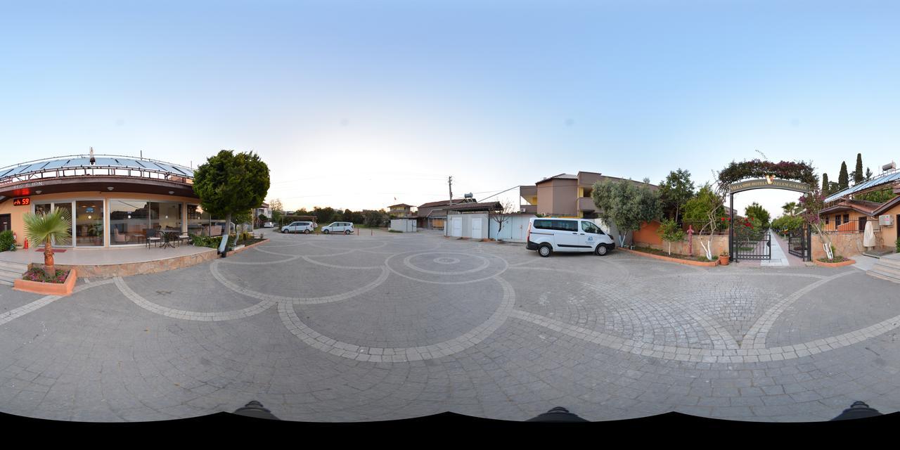 Ozlem Garden 3* Side