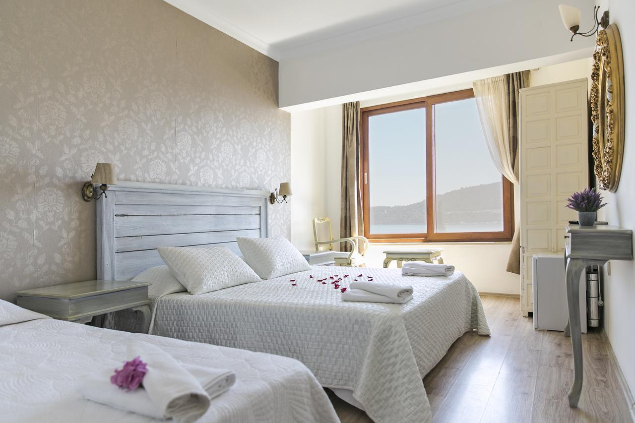 Karianda Hotel Golturkbuku