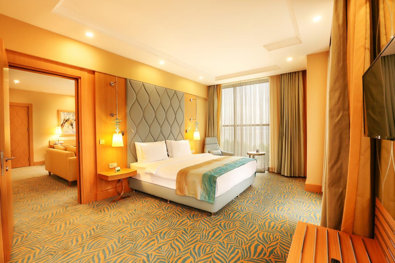 Tryp By Wyndham Izmit Hotel