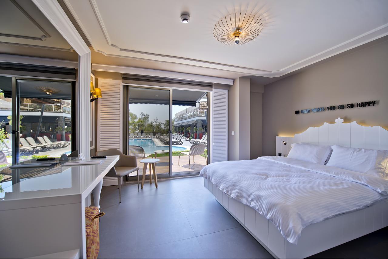 Samira Exclusive & Kalkan