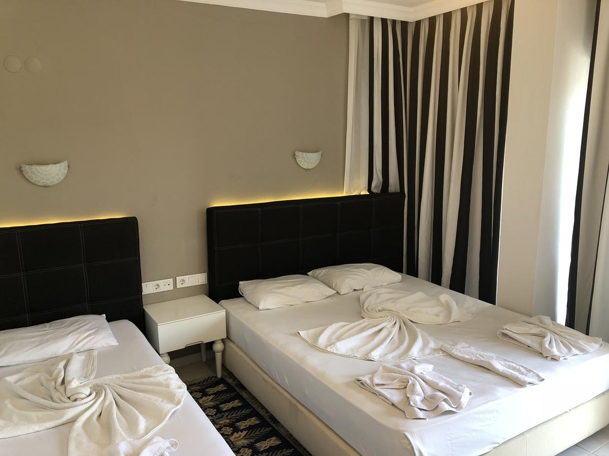 Karadede Hotel