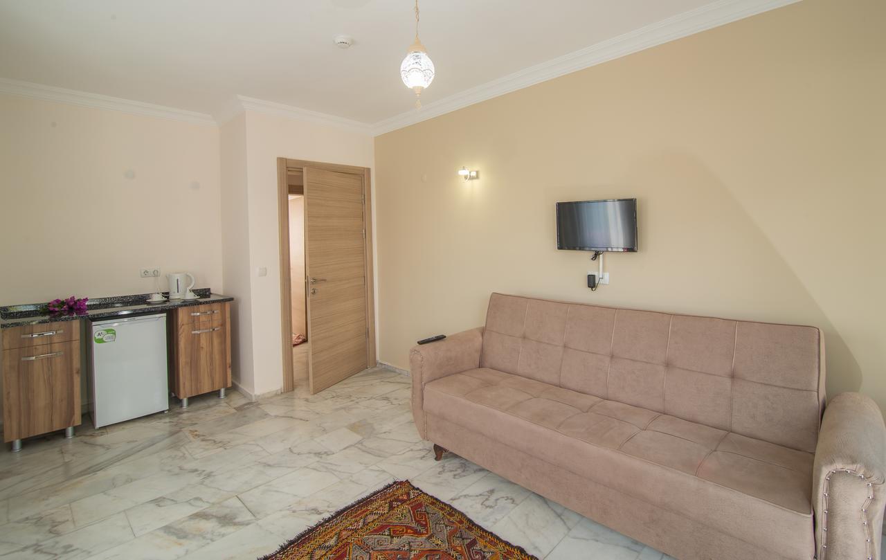 Aparthotel B.c. Alya 2*