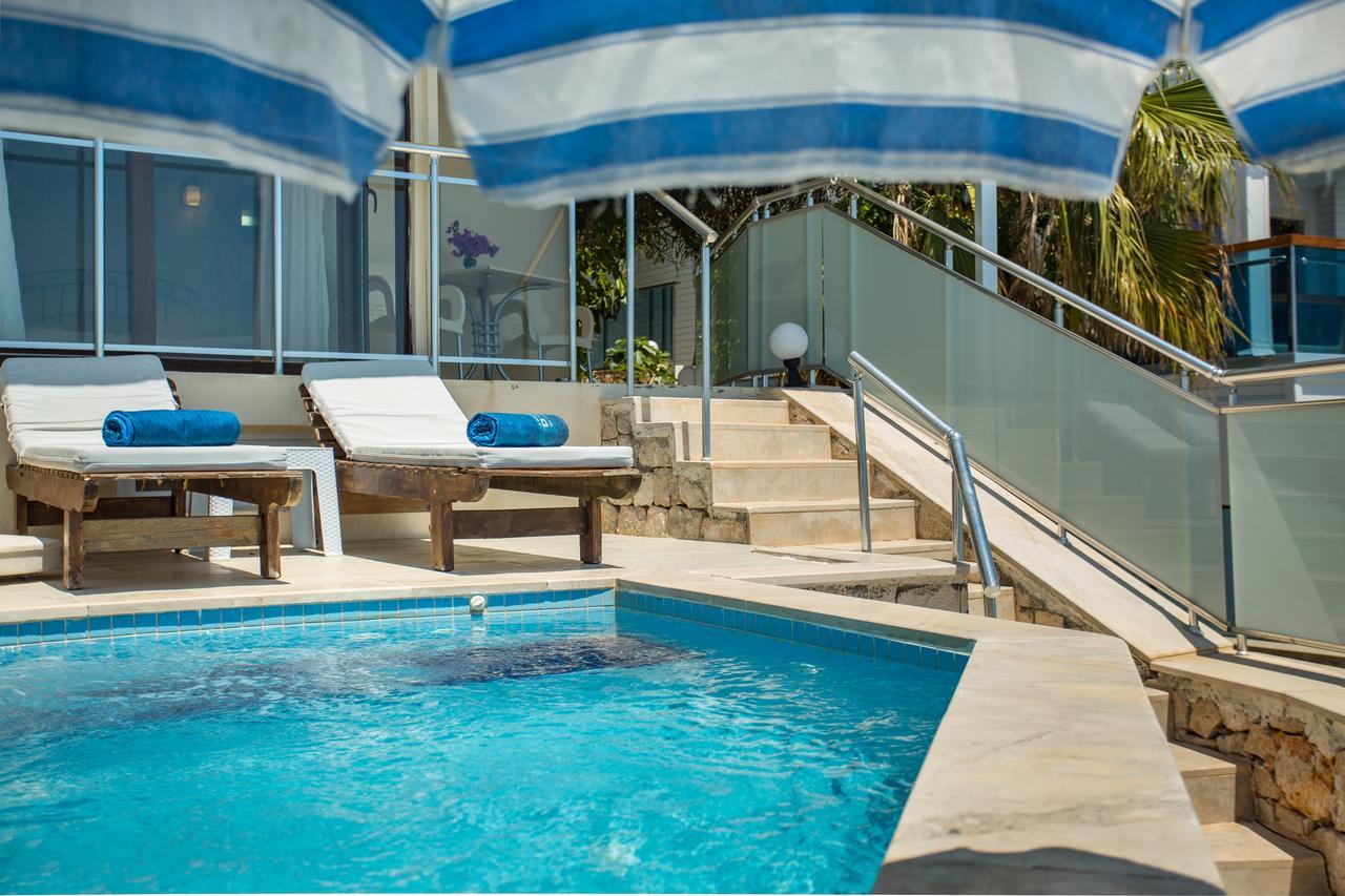 Hotel Cachet - Adult Only +14