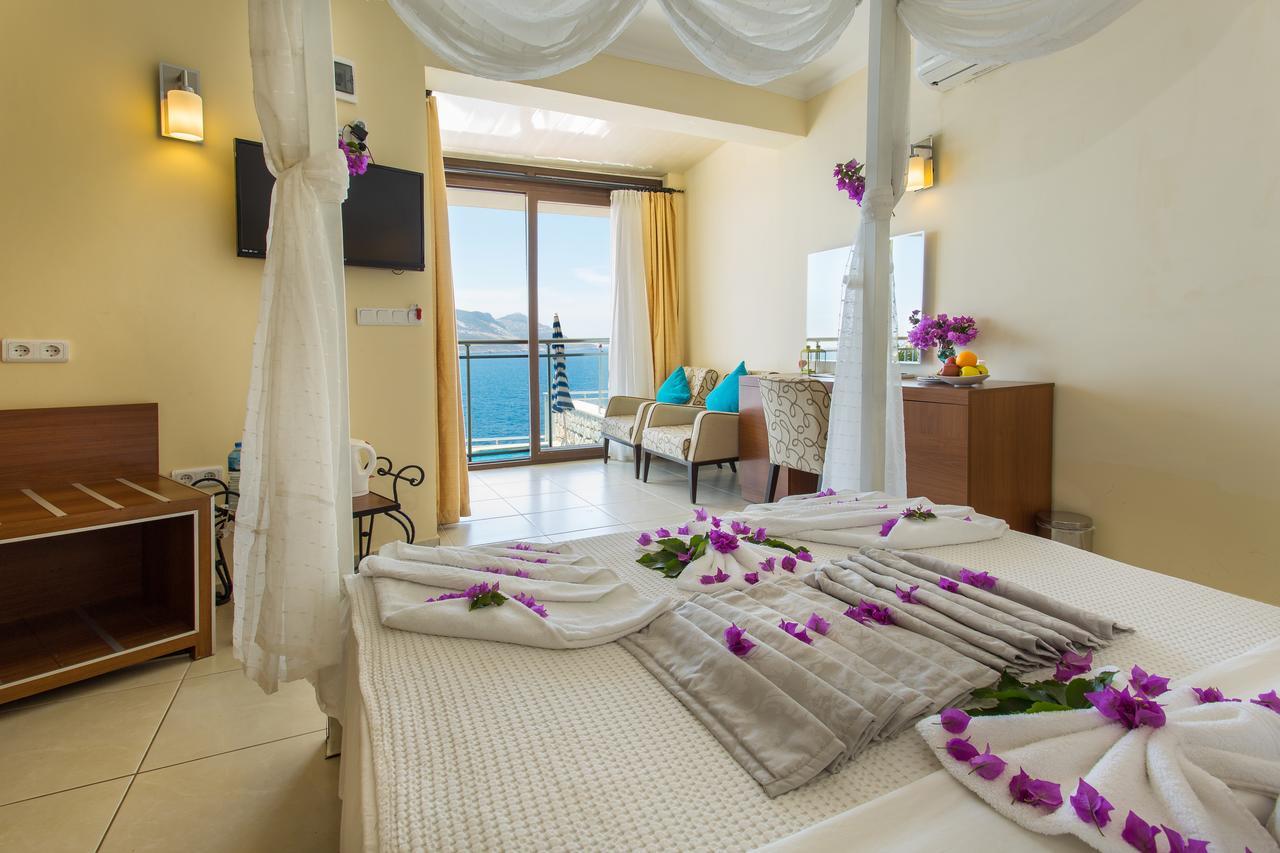 Hotel Cachet - Adult Only +14