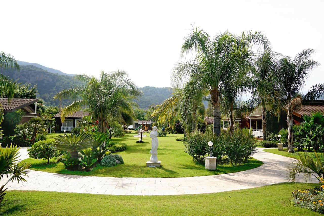 Hera Hotel 3*