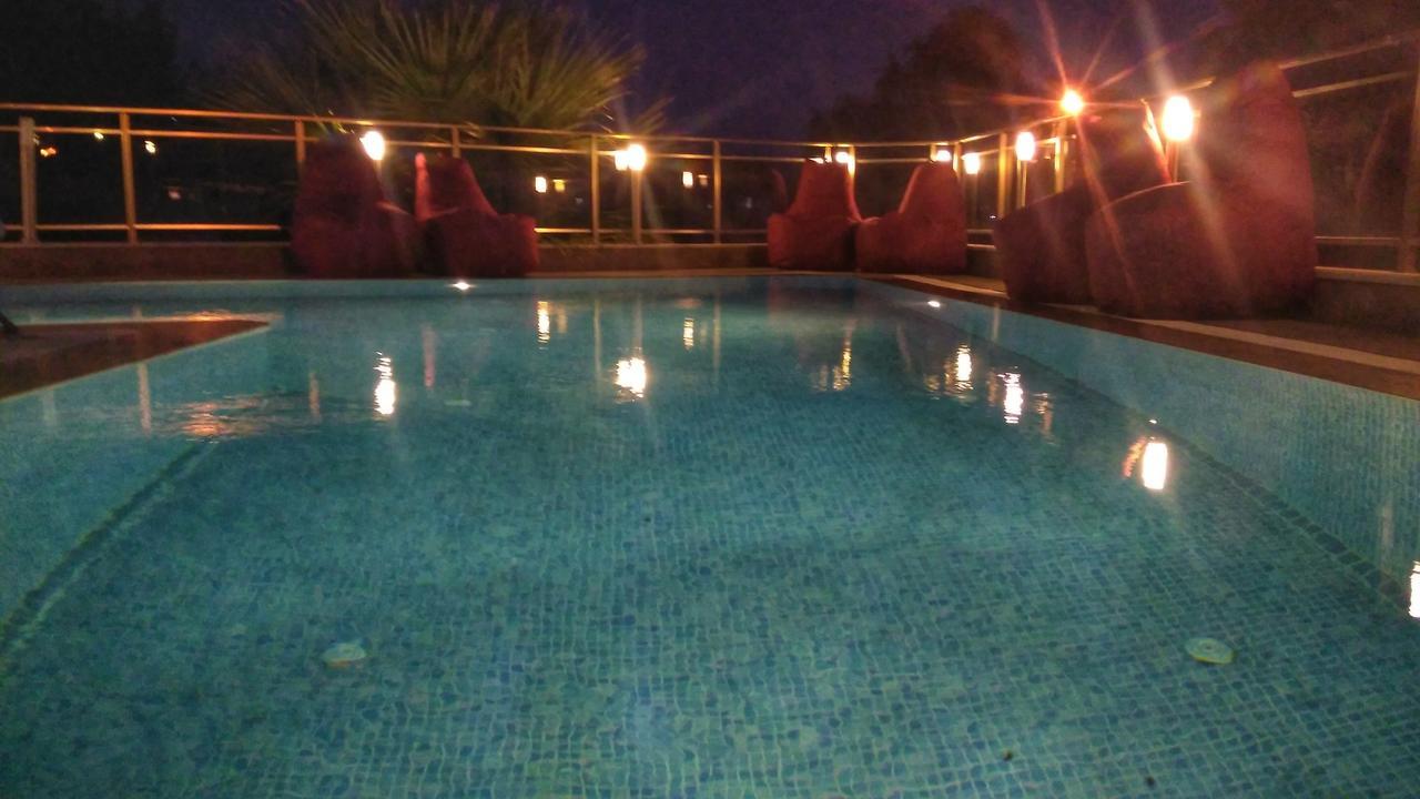 Hotel Demir Suit