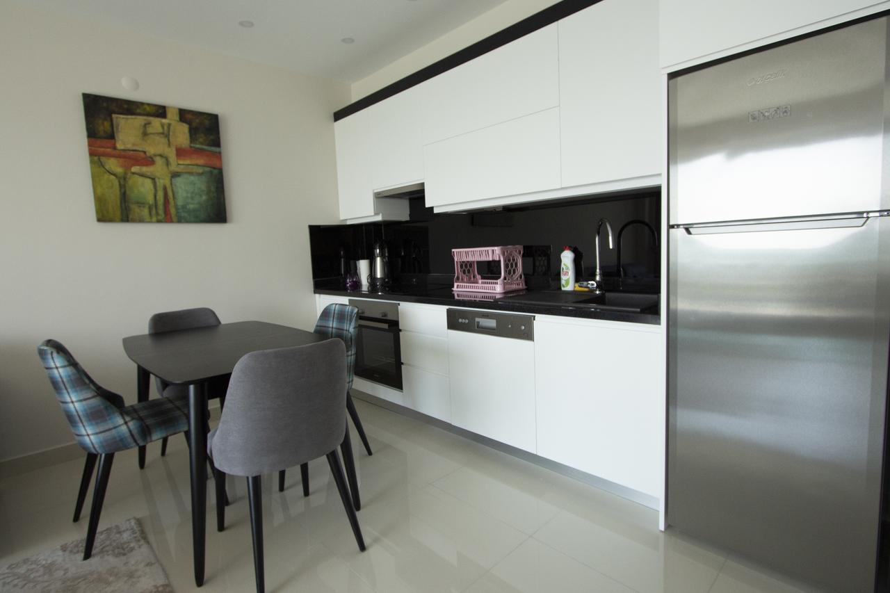 Seaside Apartment *