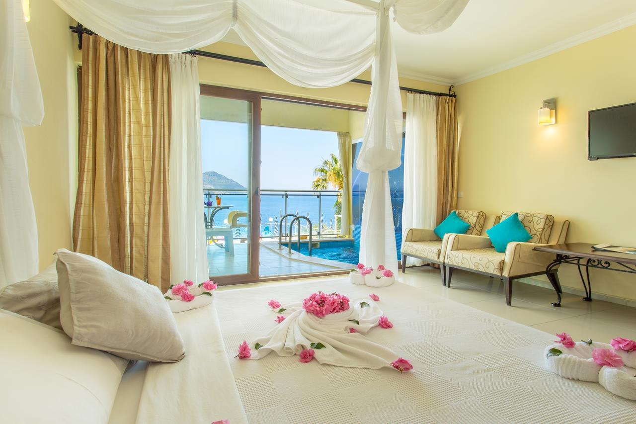 Cachet - Adult Only +14 Hotel