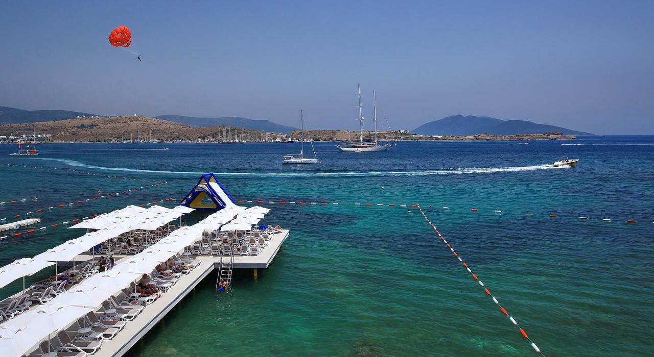 Royal Arena & Resort