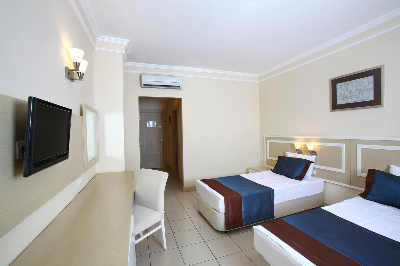 Royal Arena & Resort