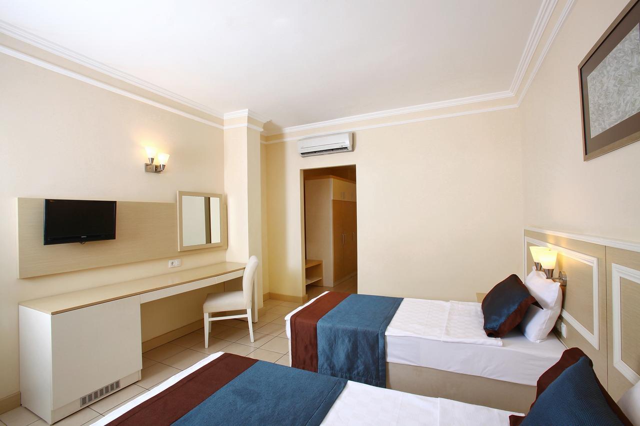 Resort Royal Arena & Gumbet