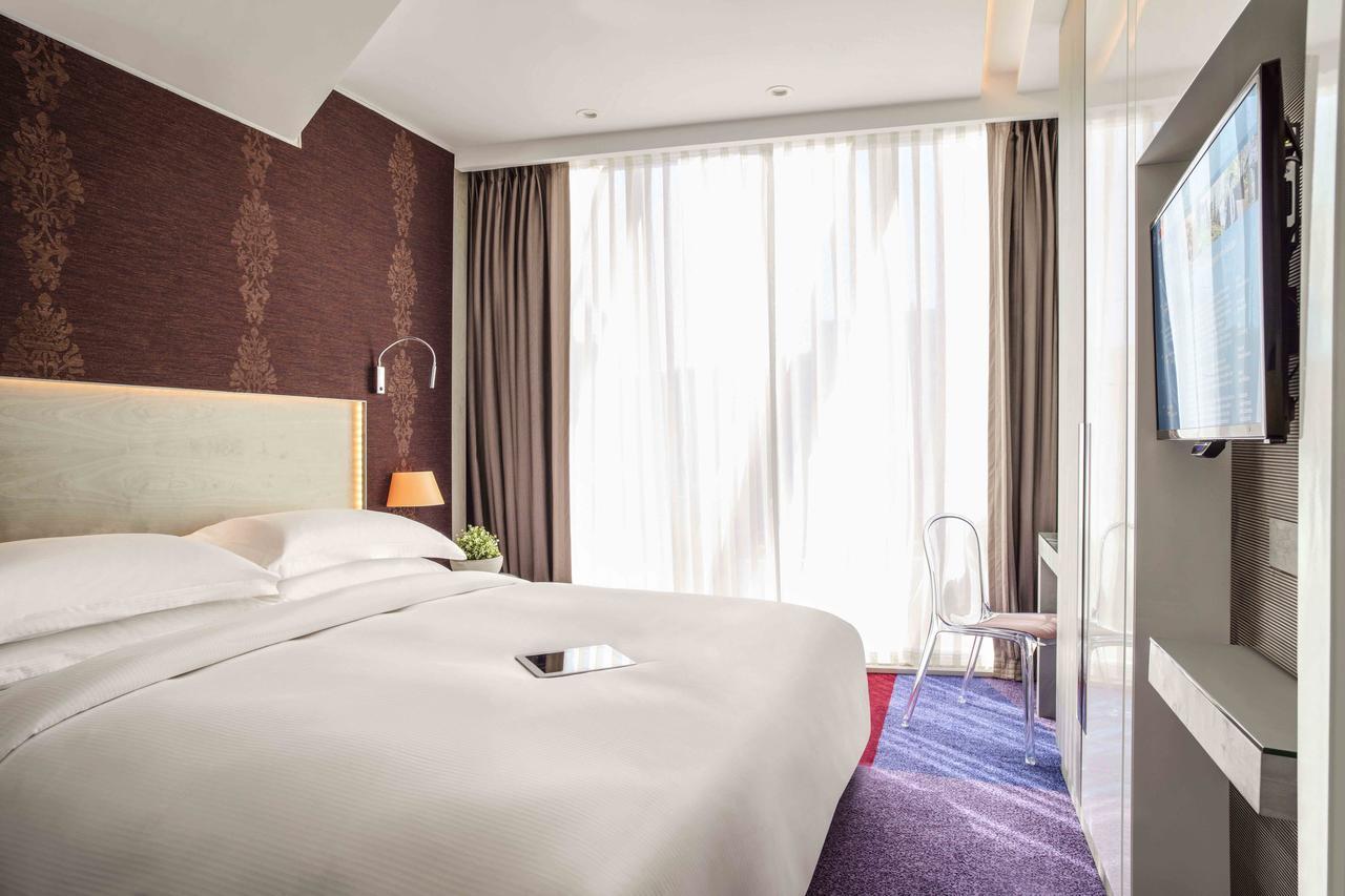 Burgu Arjaan By Rotana Hotel 5*