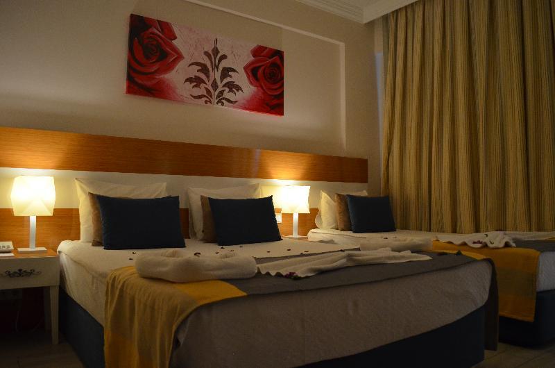 Rose Hotel 3*