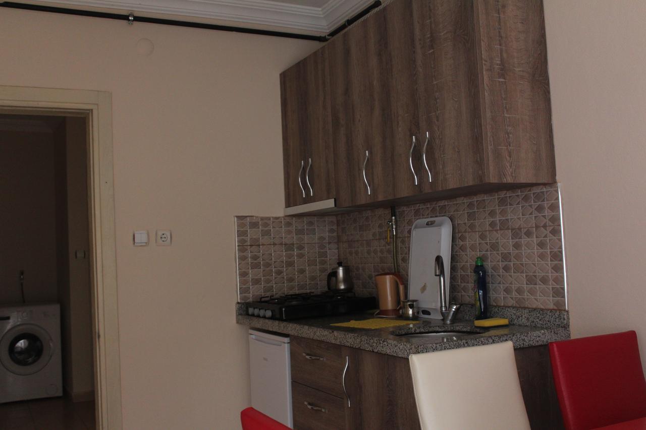 Elite In Apartment