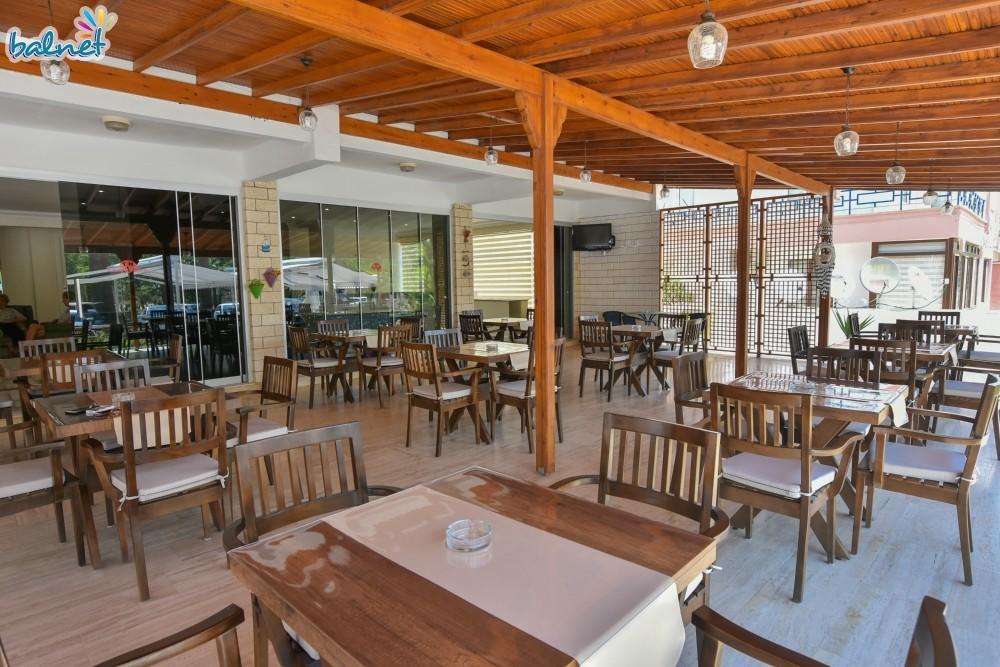 Tunan Hotel 3*