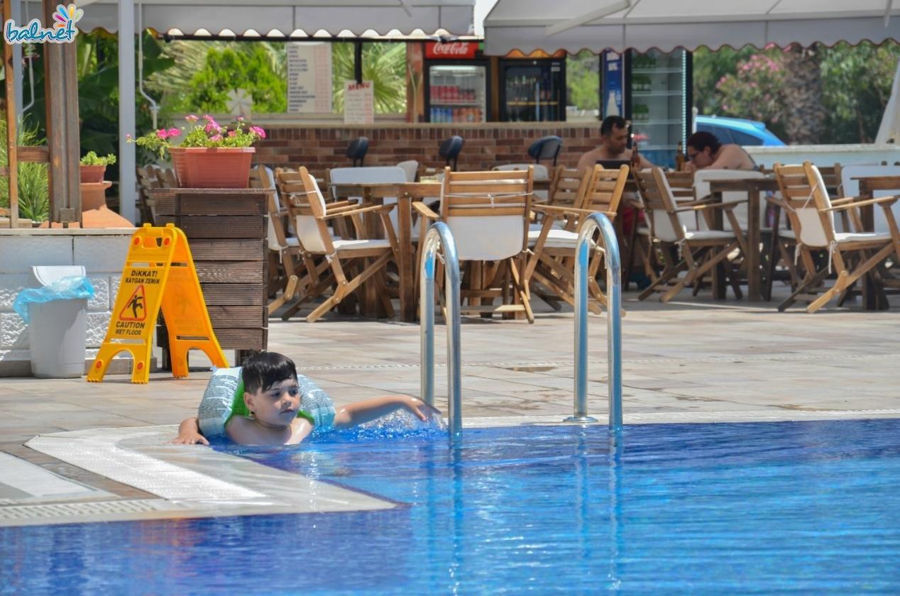 Tunan Hotel