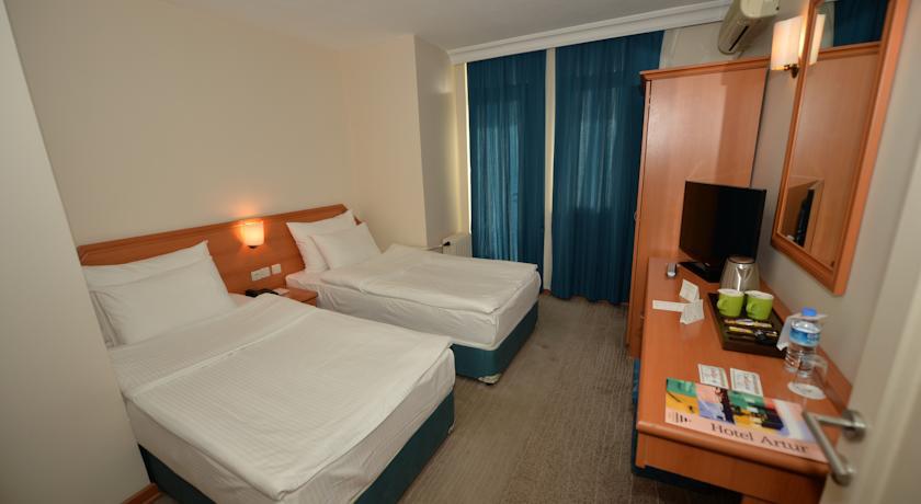 Artur Hotel 3*
