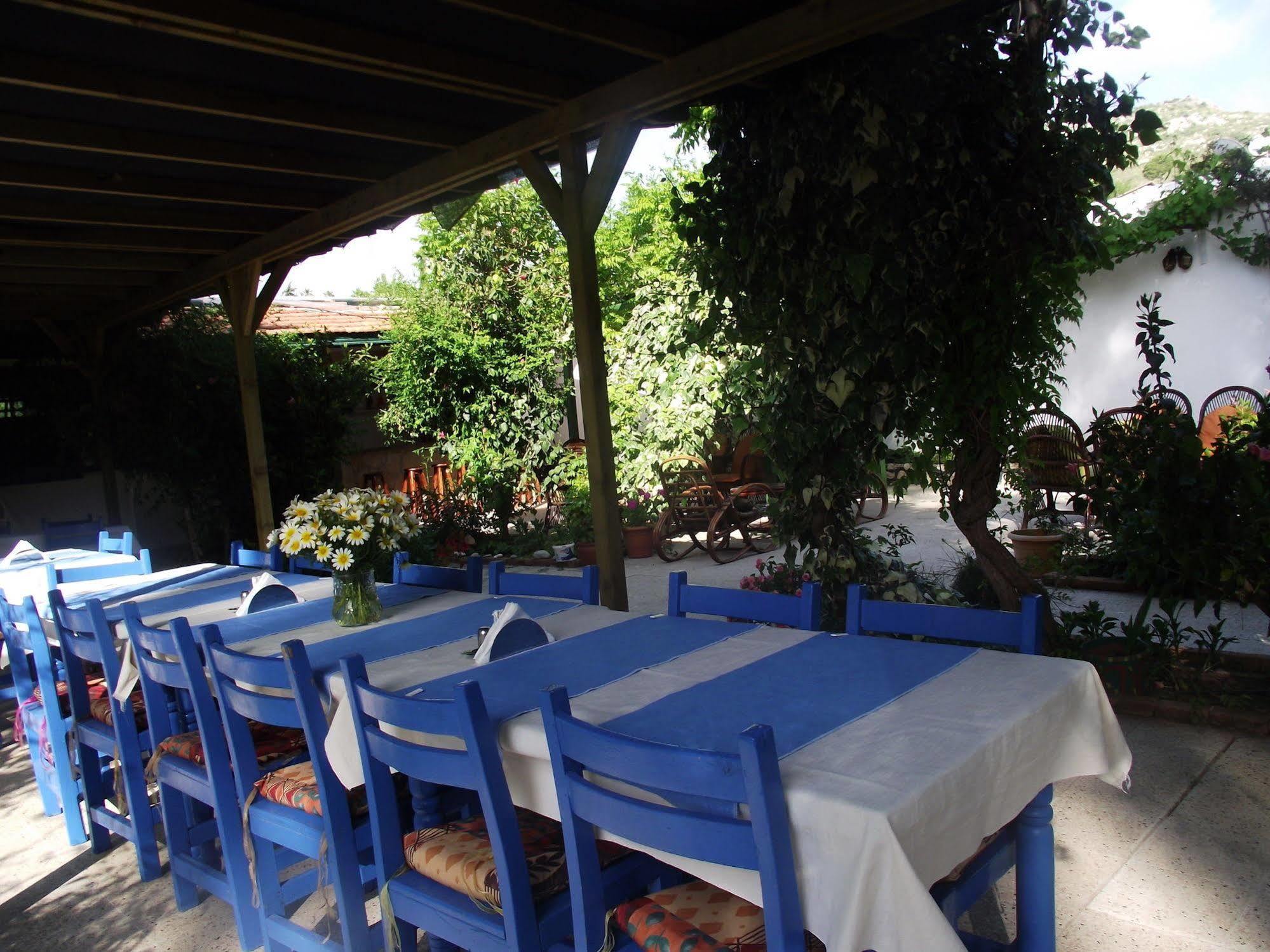Dardanos Hotel 2*