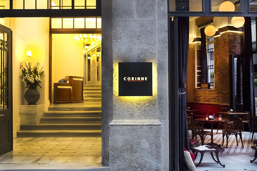 Corinne Art & Boutique Hotel