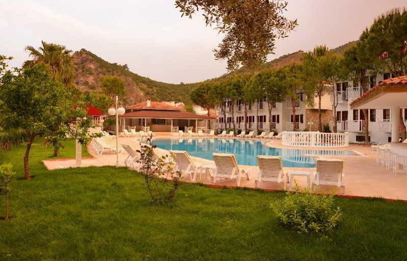 White 3* Oludeniz