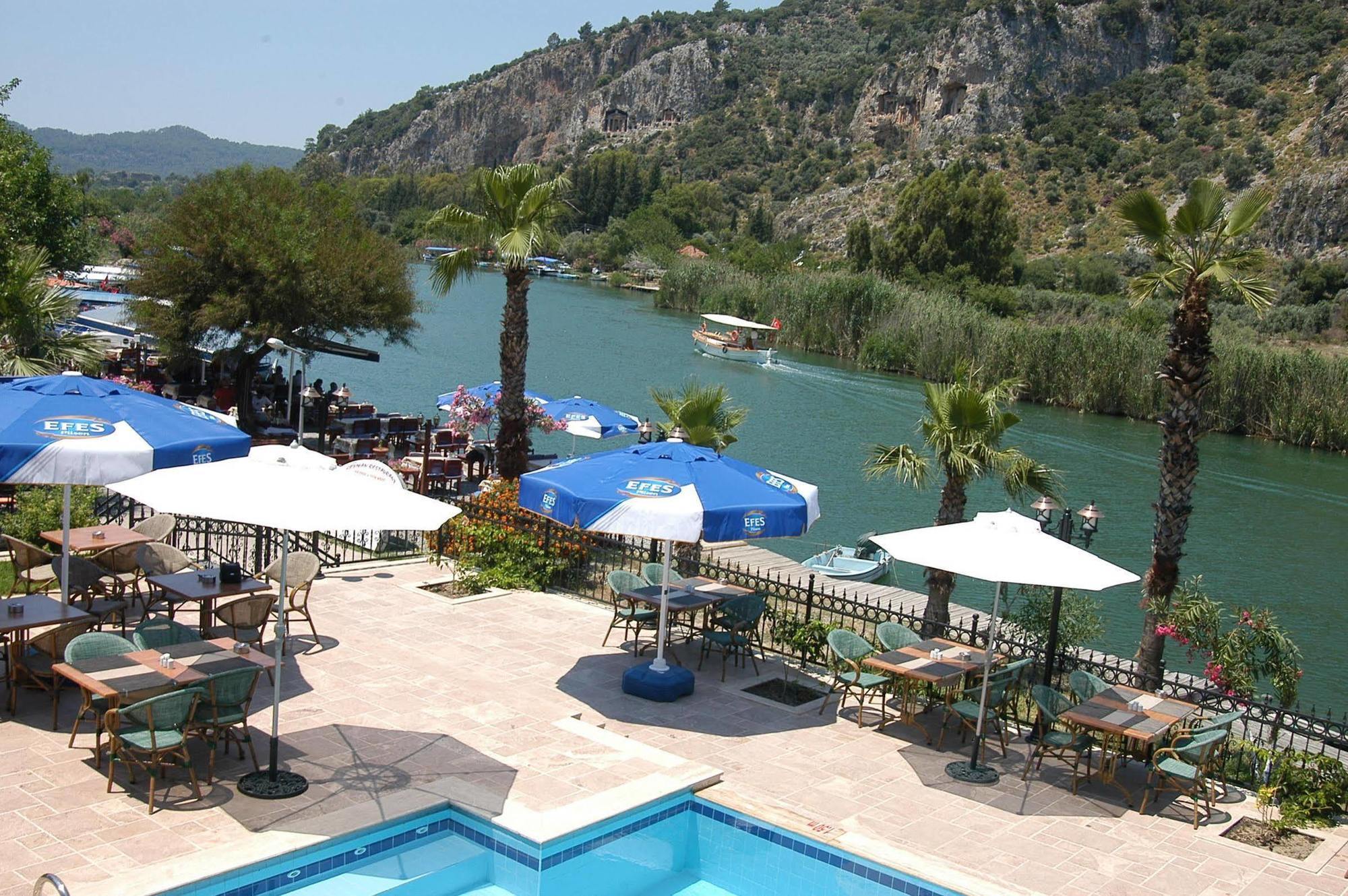 Tezcan Hotel 3*