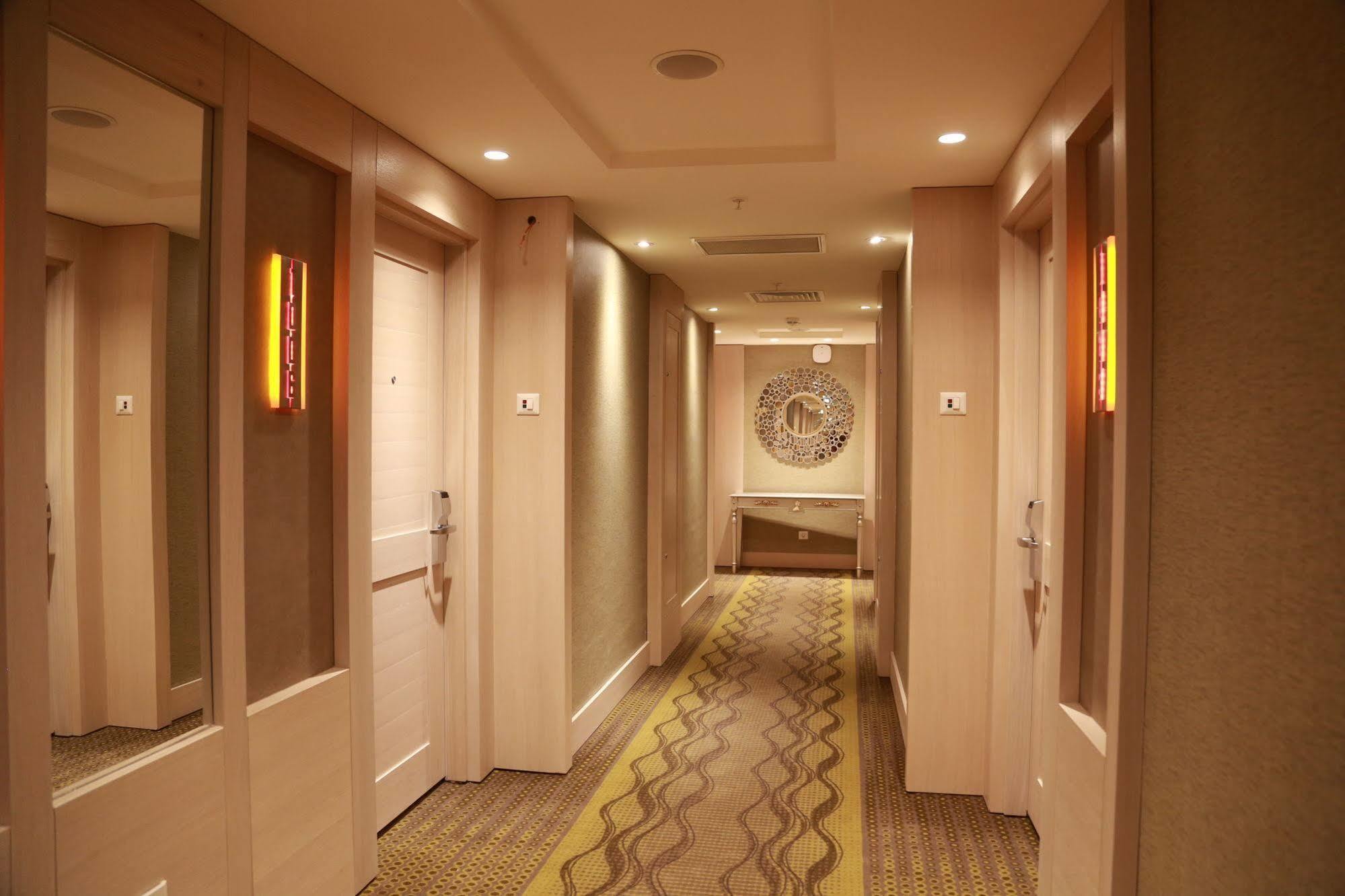 The Park Hotel 5*