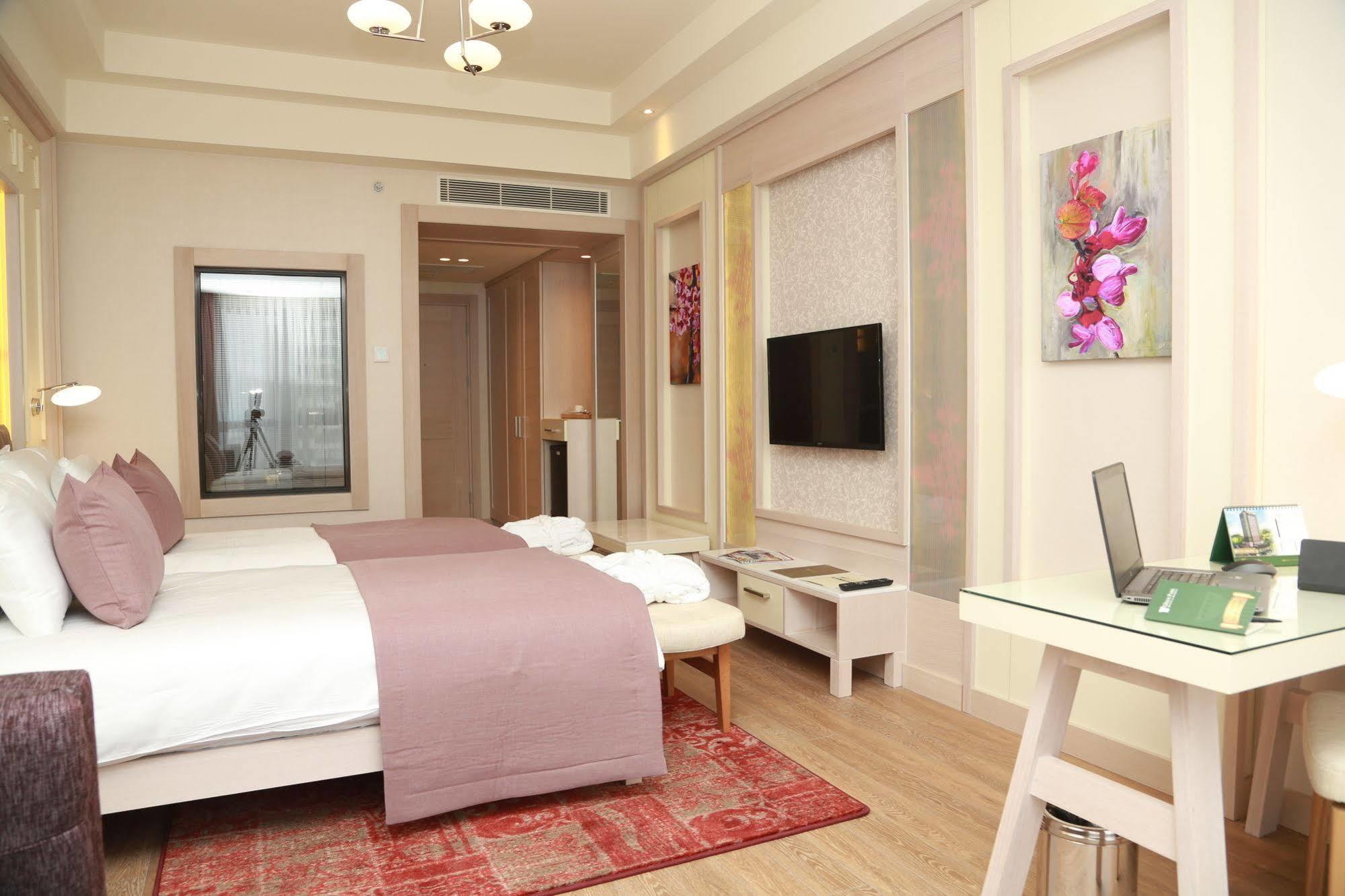 Hotel The Park 5*