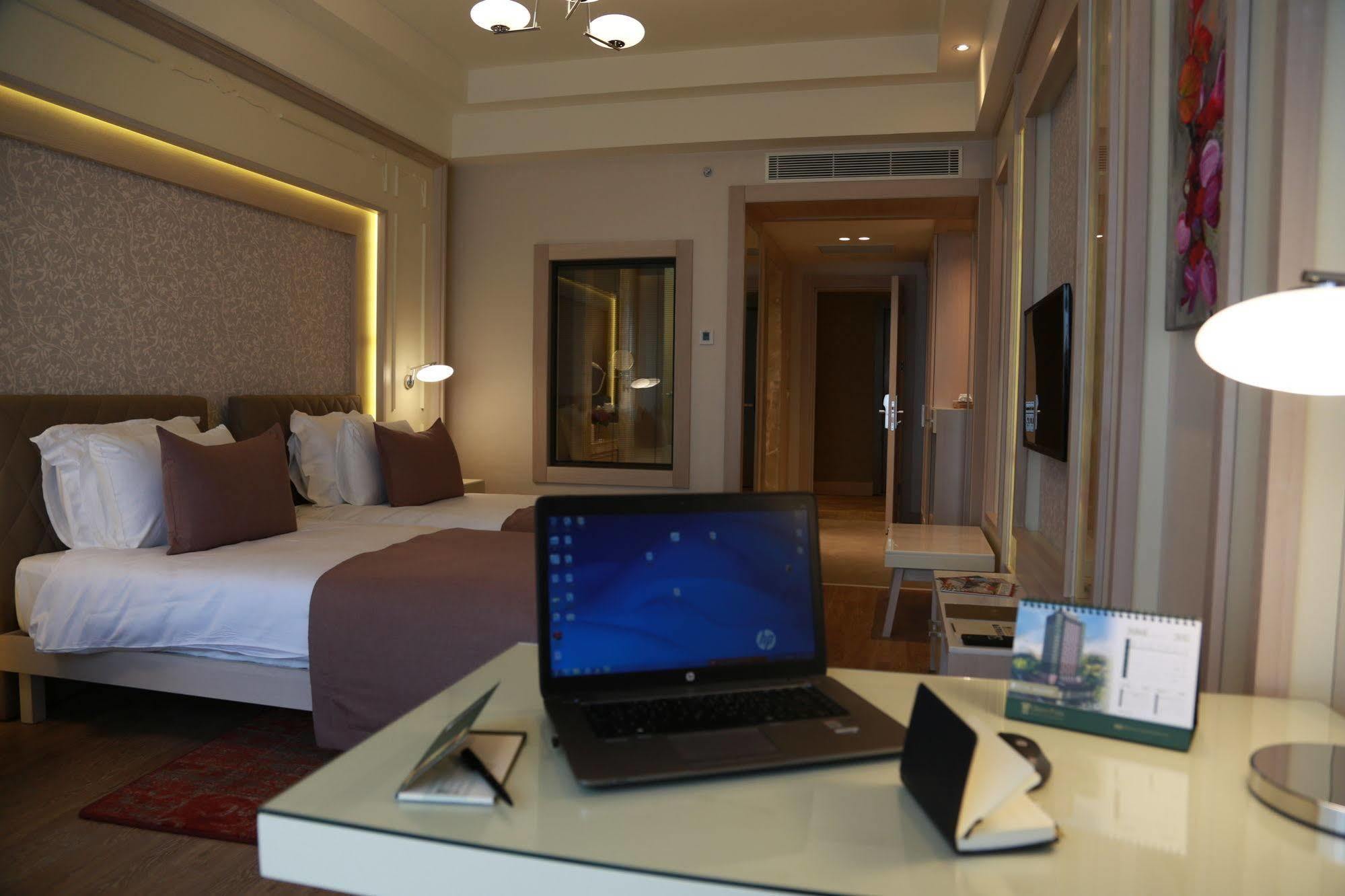 Hotel The Park