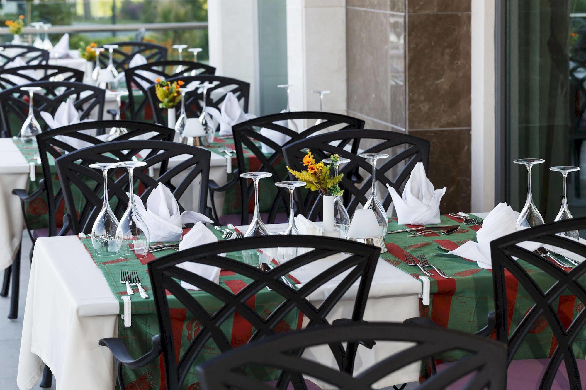 Hotel Luna Blanca & 5*