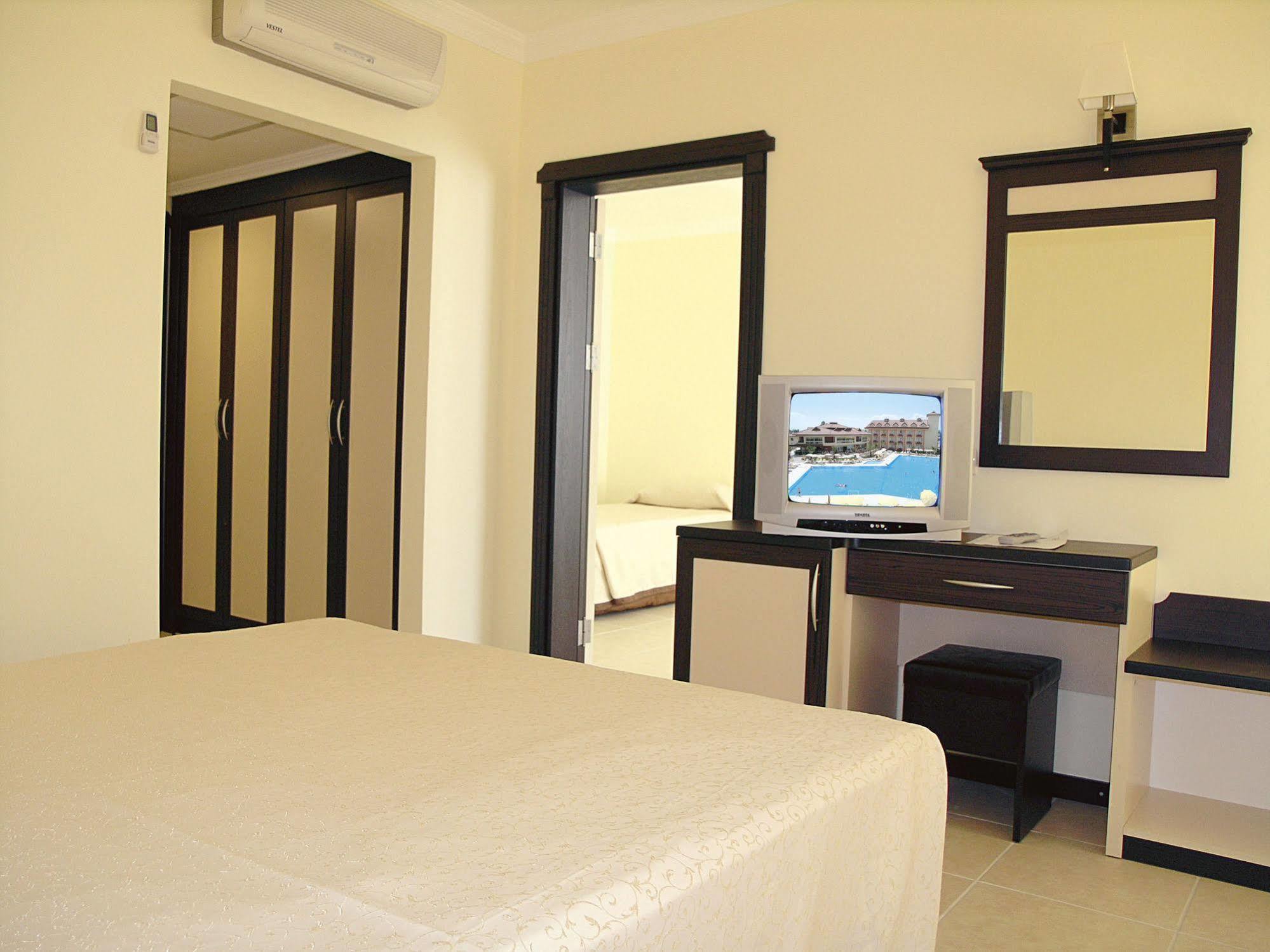 Orfeus Park Hotel 4*
