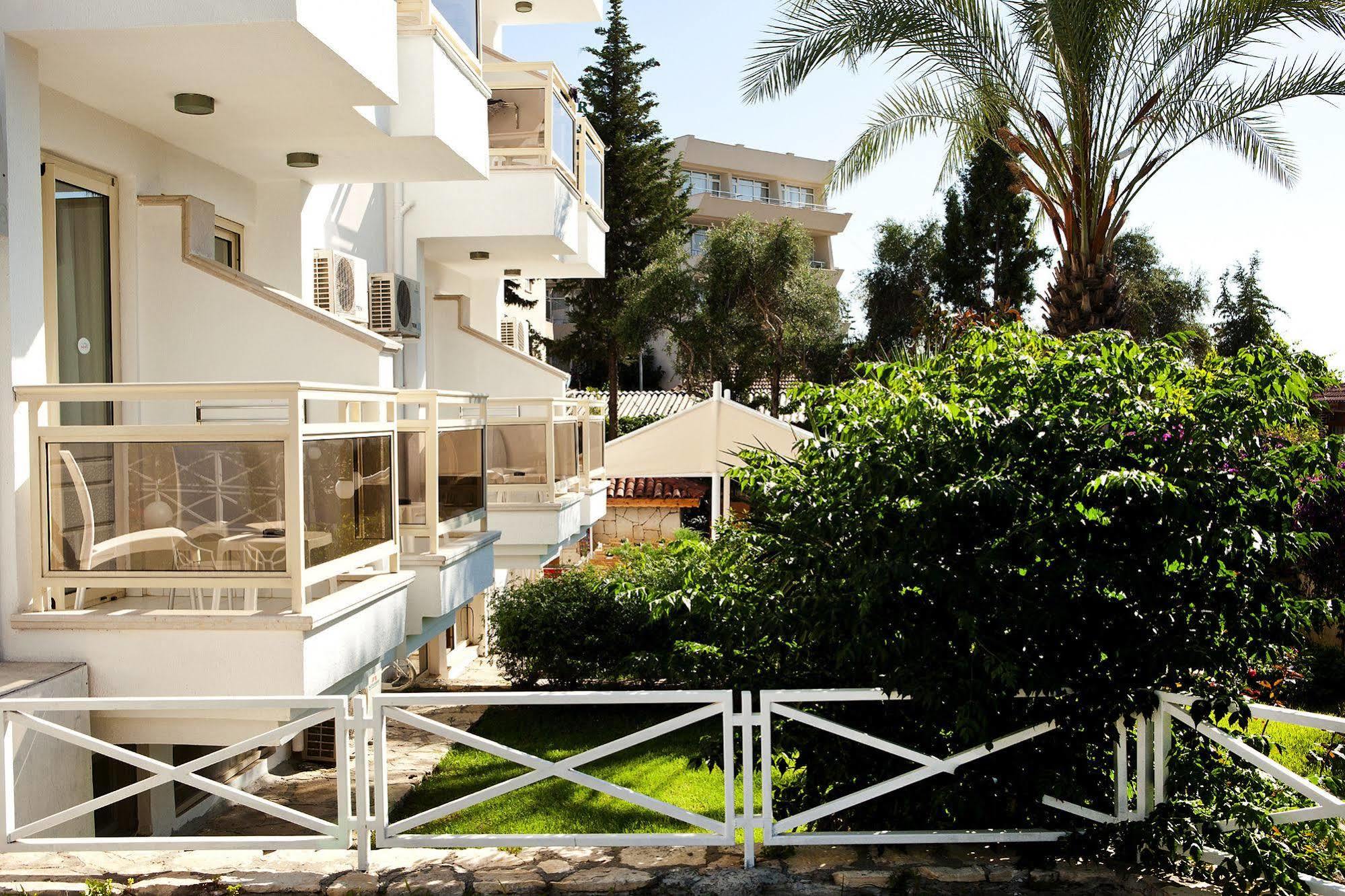 Hotel Adora Side