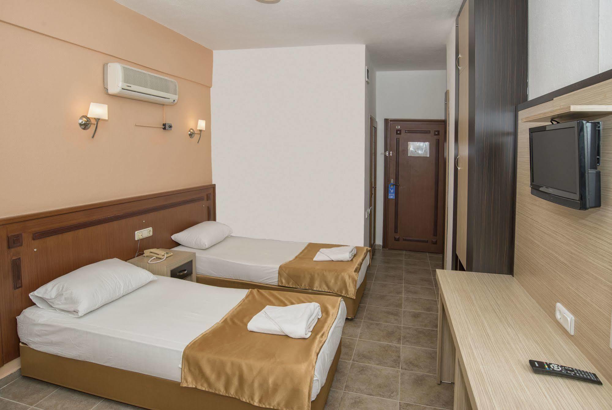 Kleopatra Develi 2* Alanya