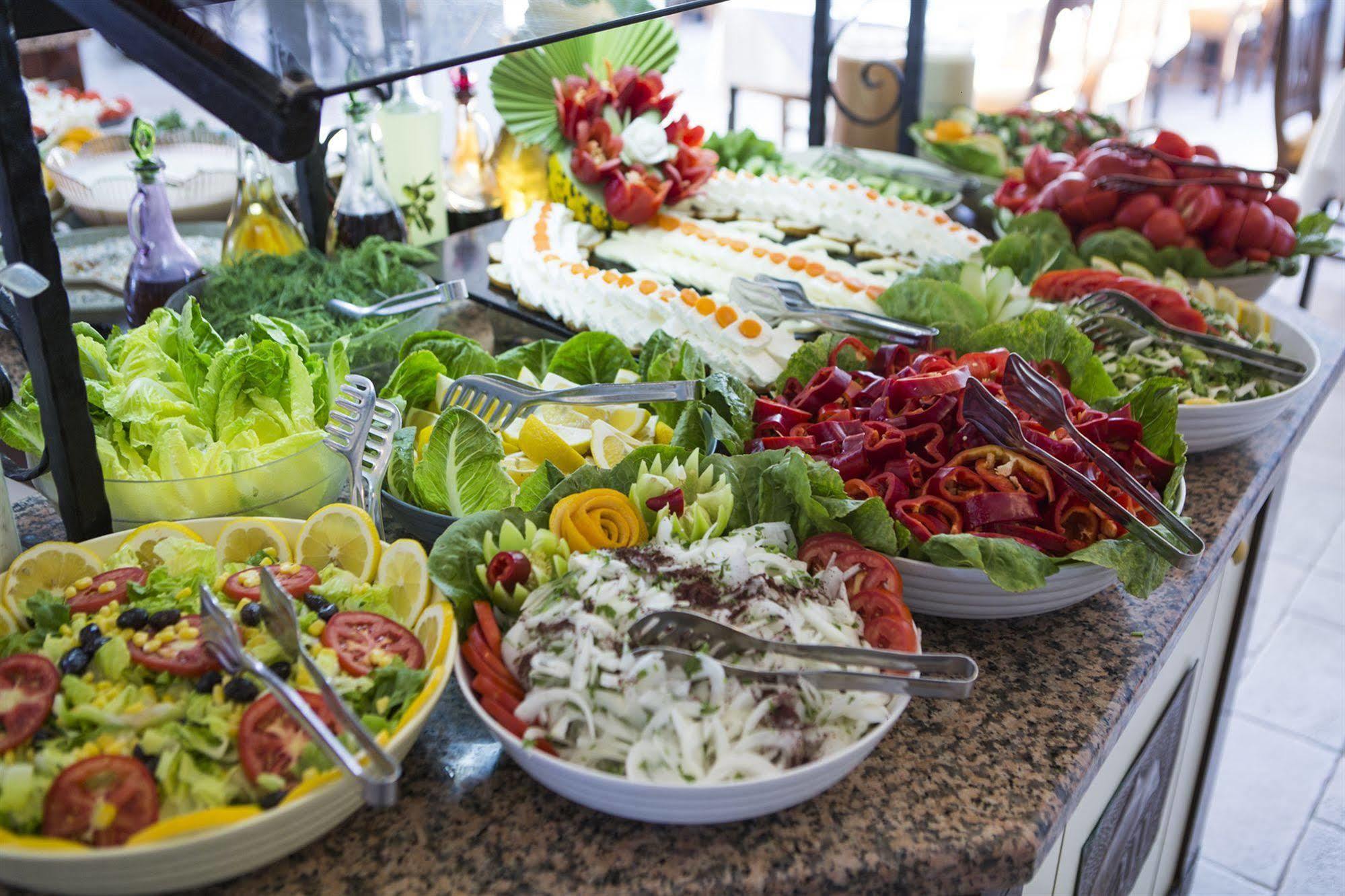 Larissa Sultan Beach Hotel Camyuva