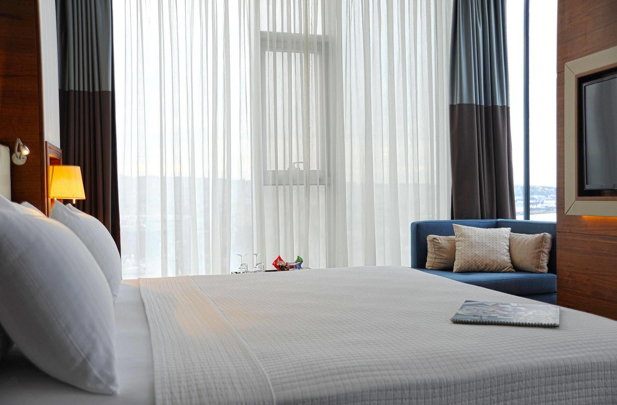Anemon Grand Hotel