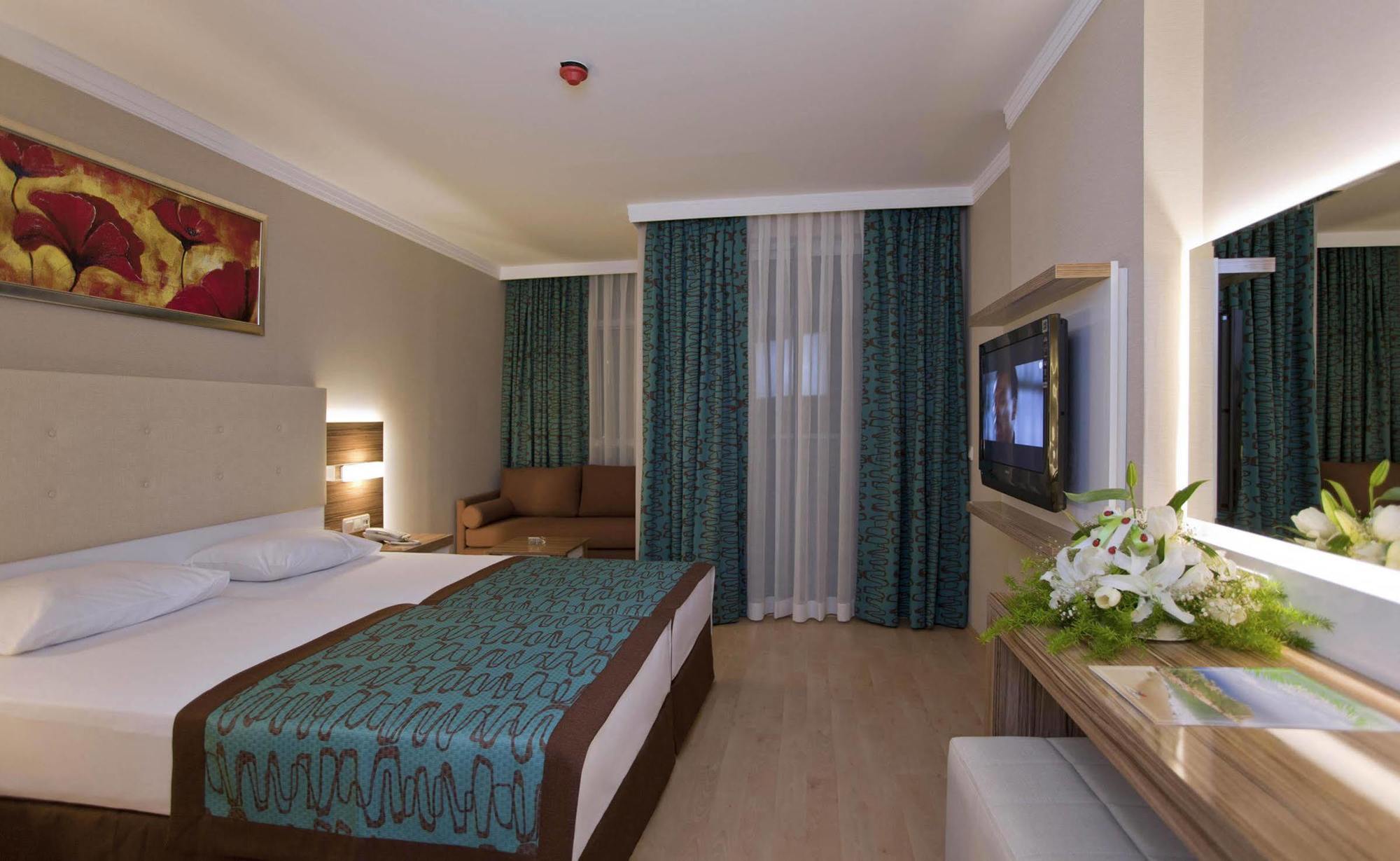 Riviera & Alanya