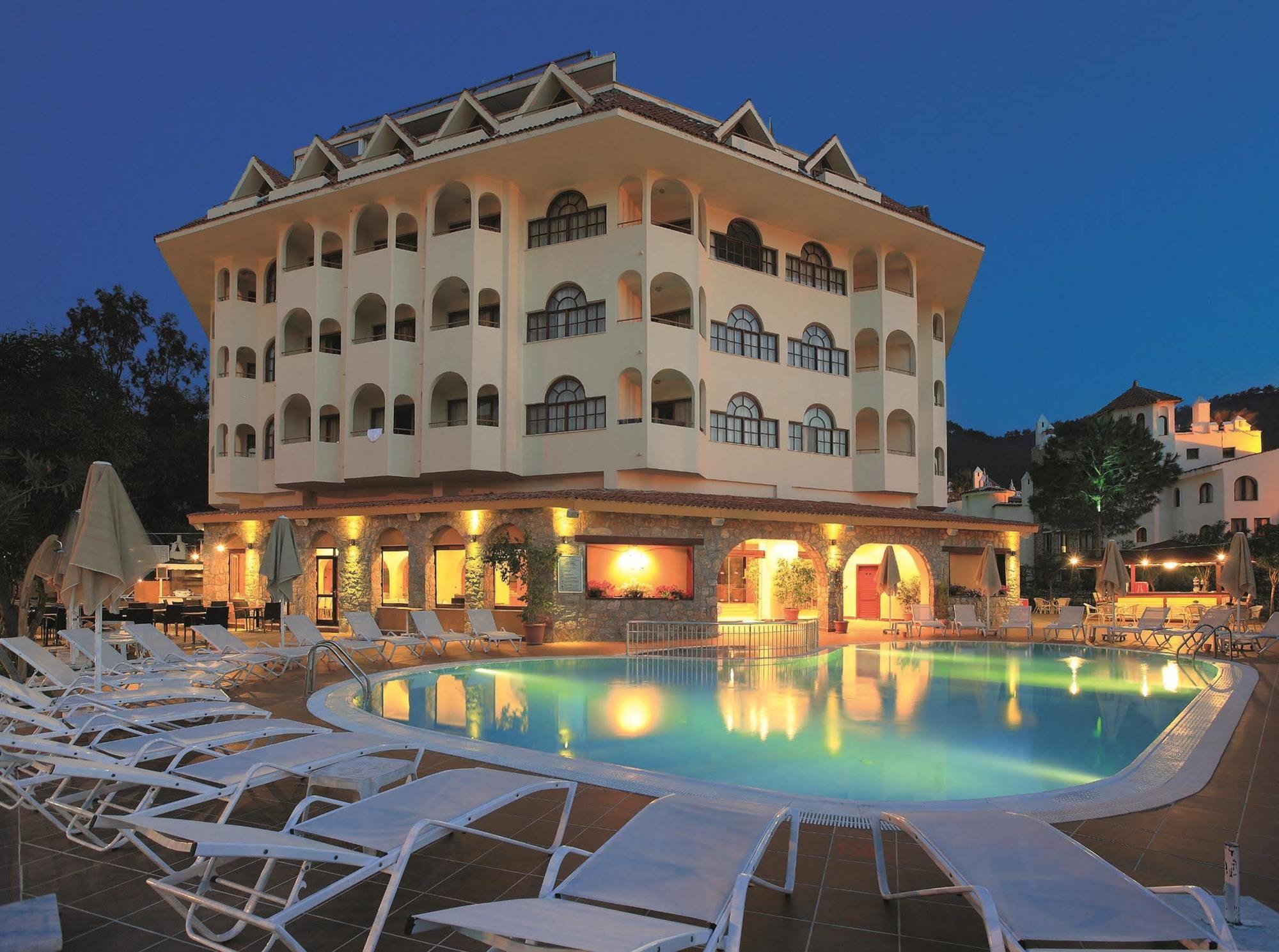 Fortuna Hotel 3*