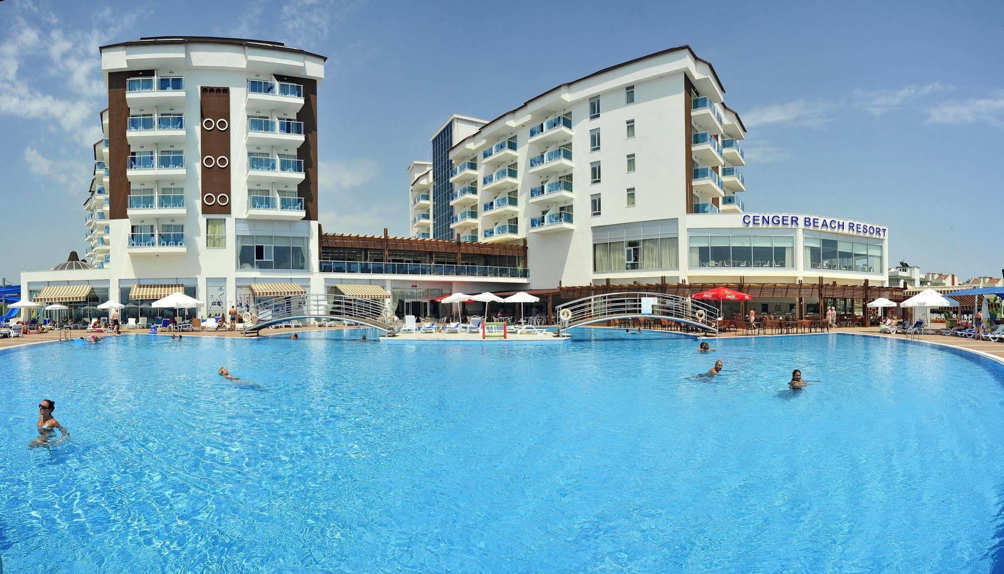 Cenger Resort