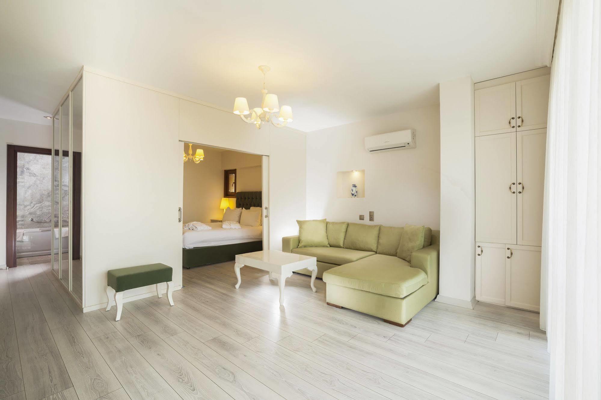 Motali Life 3* Masukiye