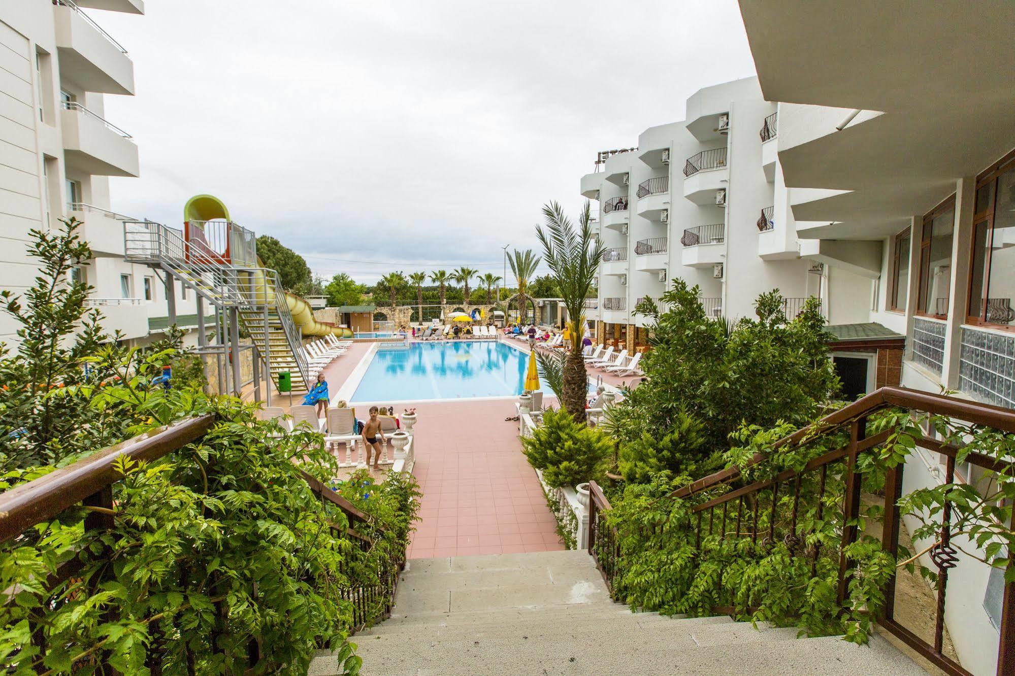 Oz Hotel
