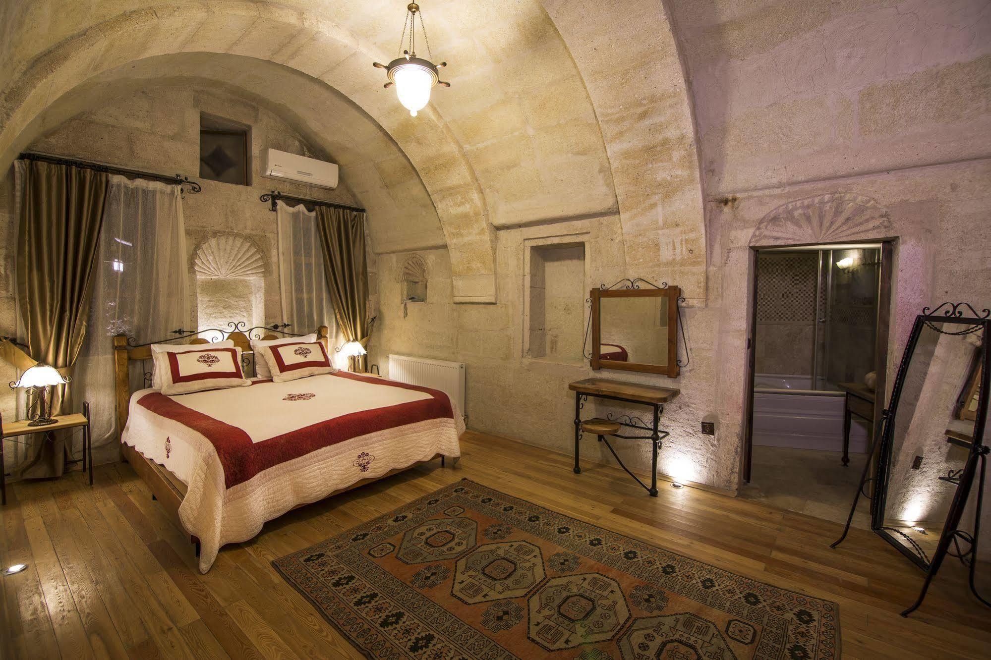Hotel Divan Cave House 4*
