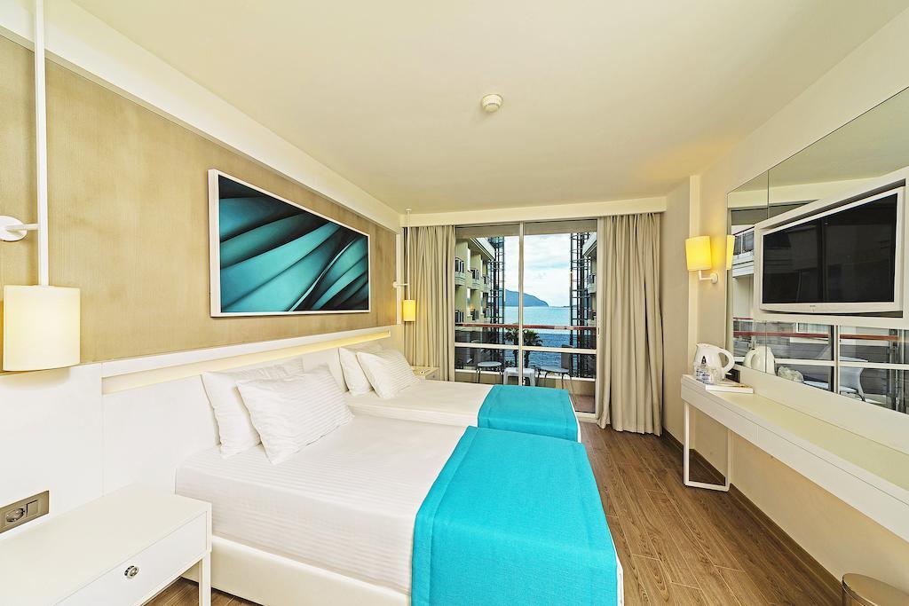 Hotel Poseidon - Adult Only