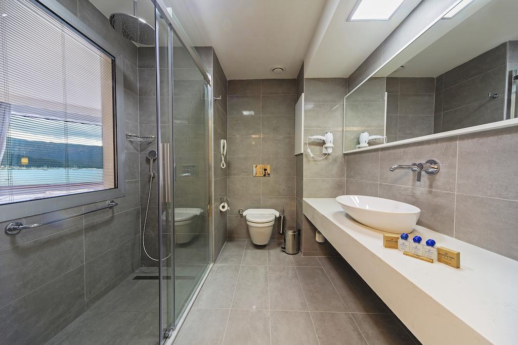 Hotel Poseidon - Adult Only