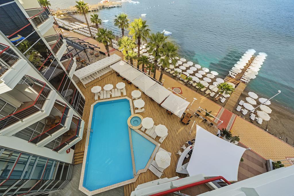 Poseidon - Adult Only Hotel