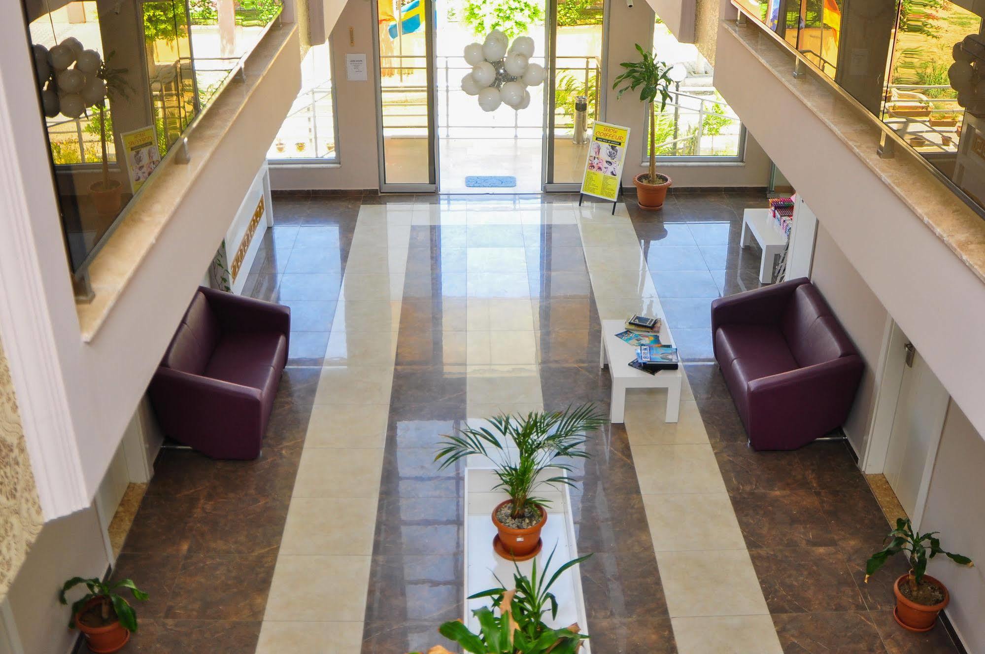 Hotel Harmony 3*