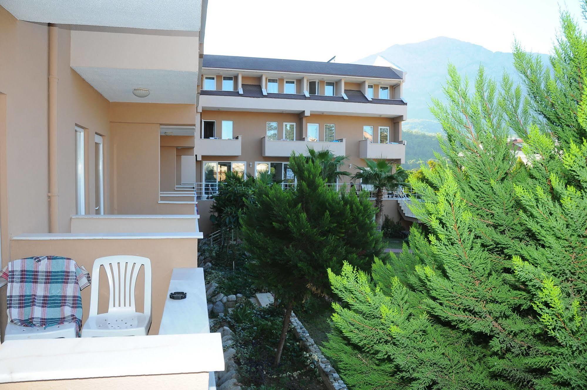 Ares Dream Hotel