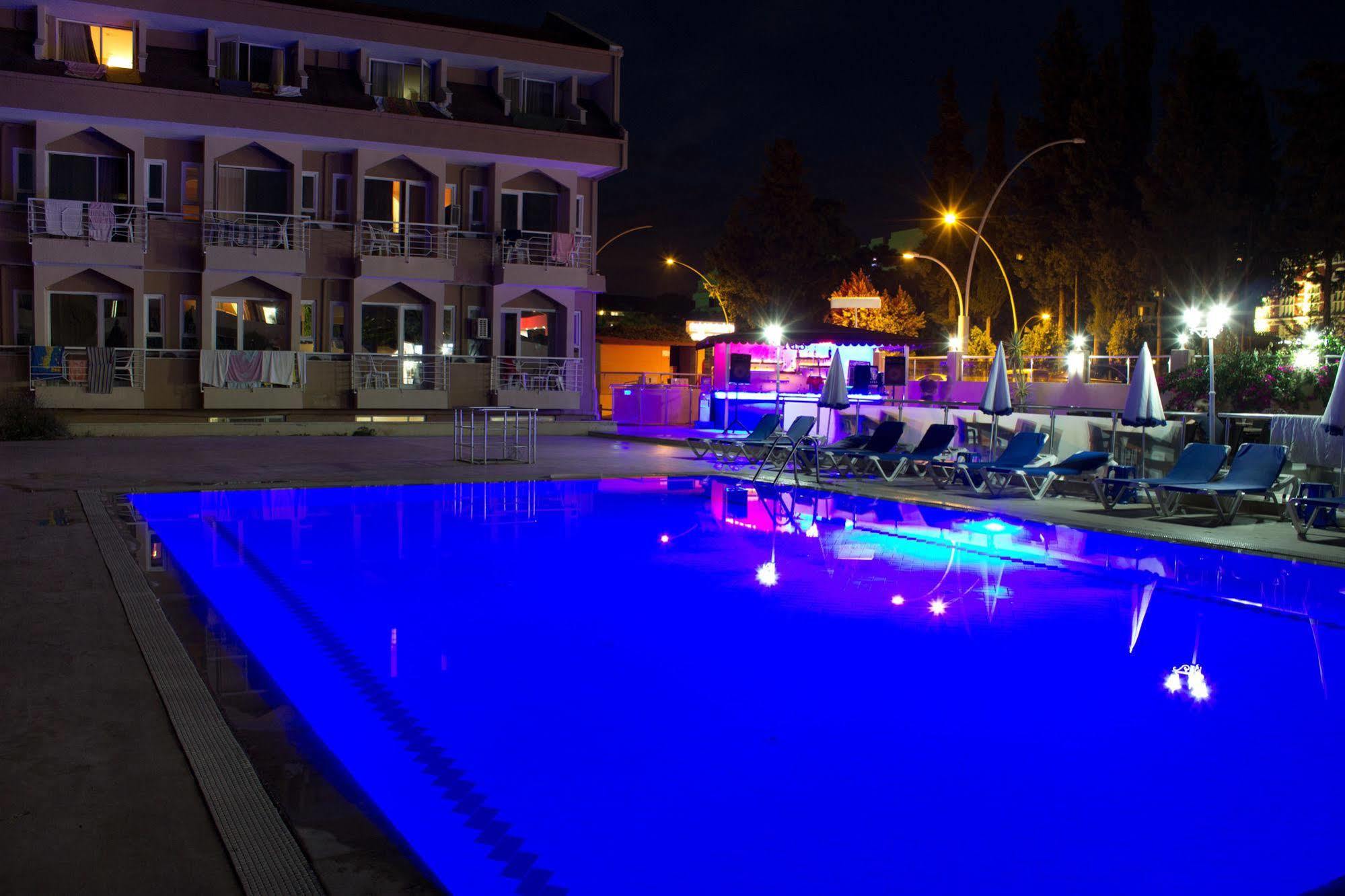 Ares Dream Hotel 4*