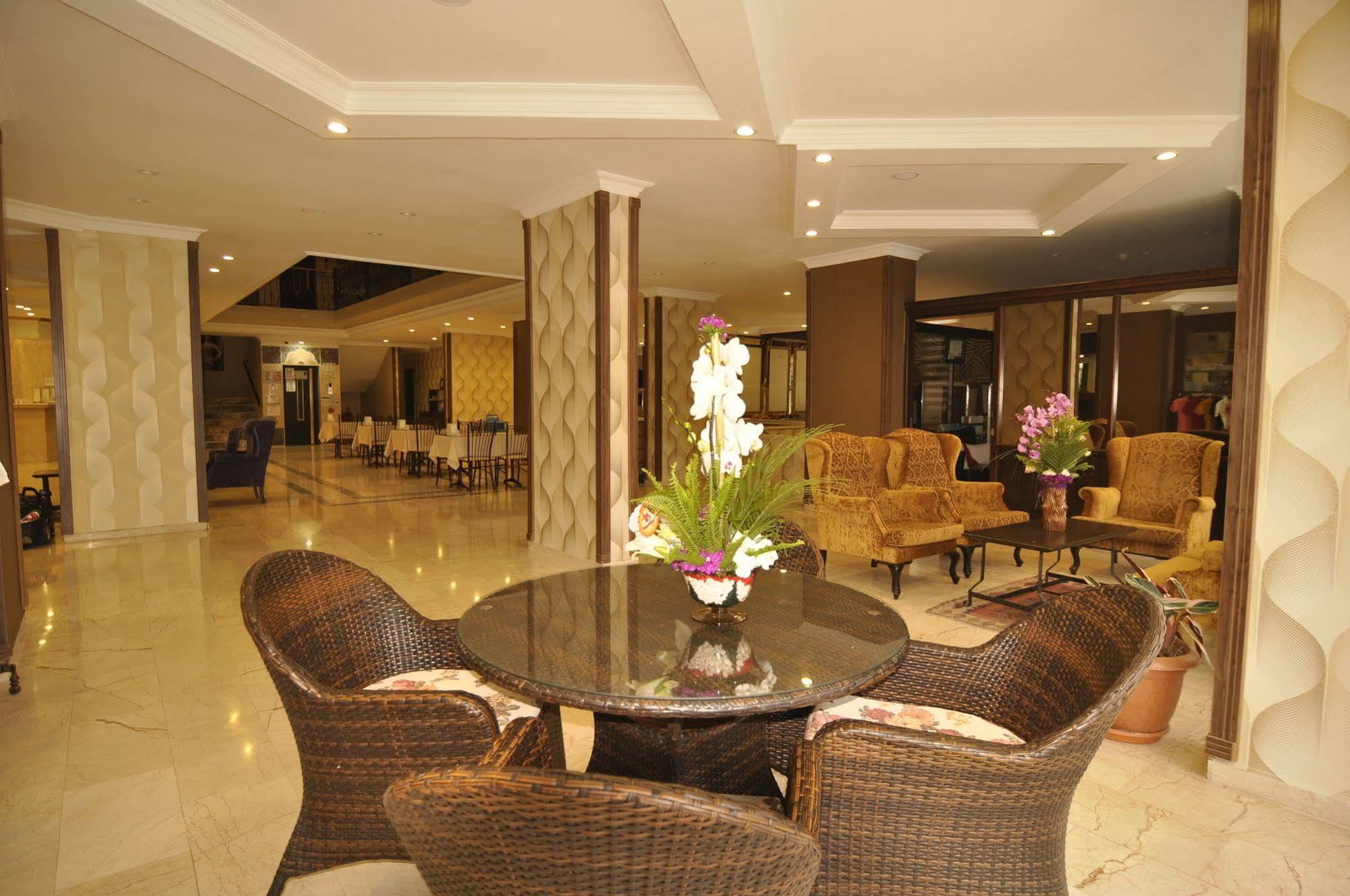 Hotel Club Dorado